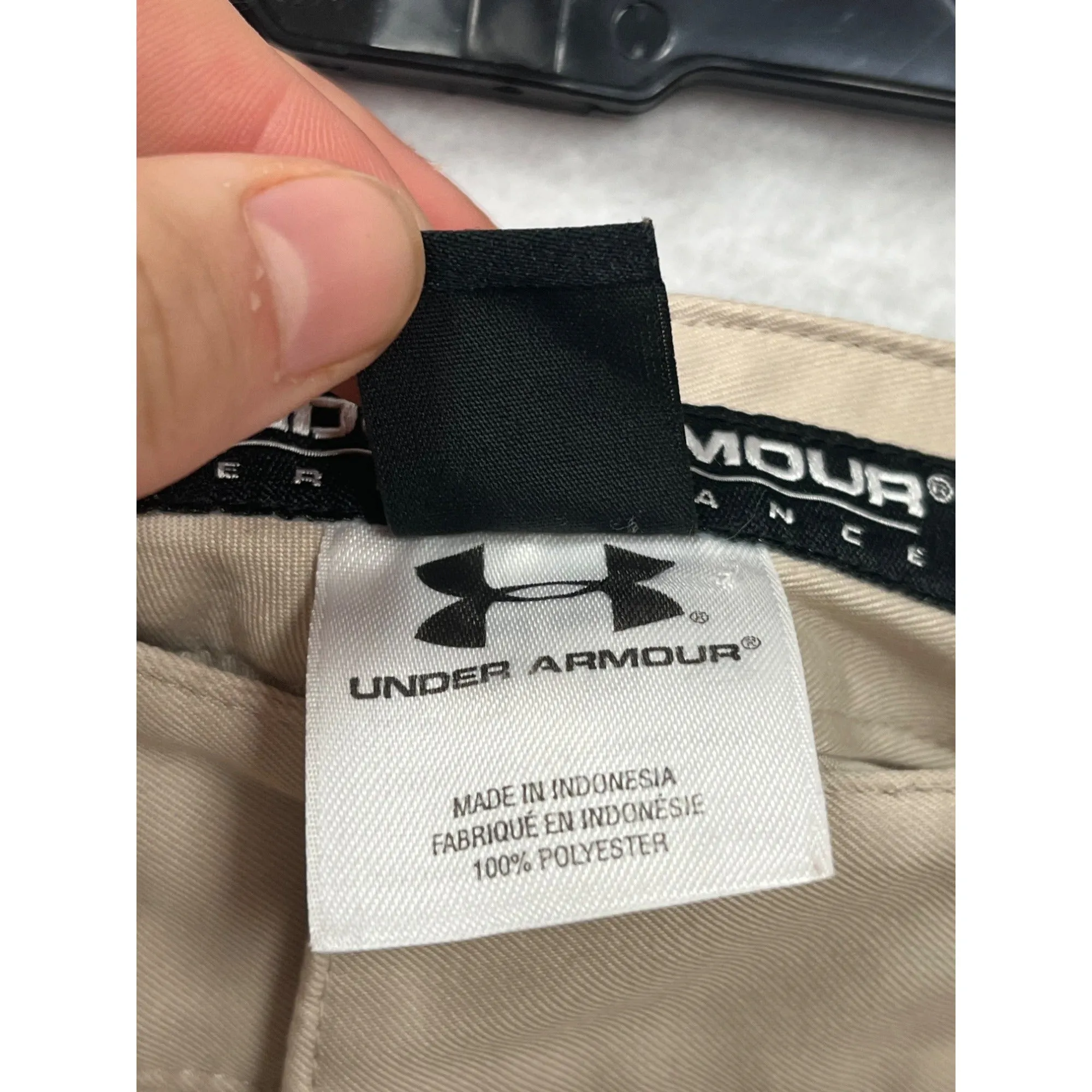 Under Armour Womens Capri Golf Pants Beige Size 2 #6623