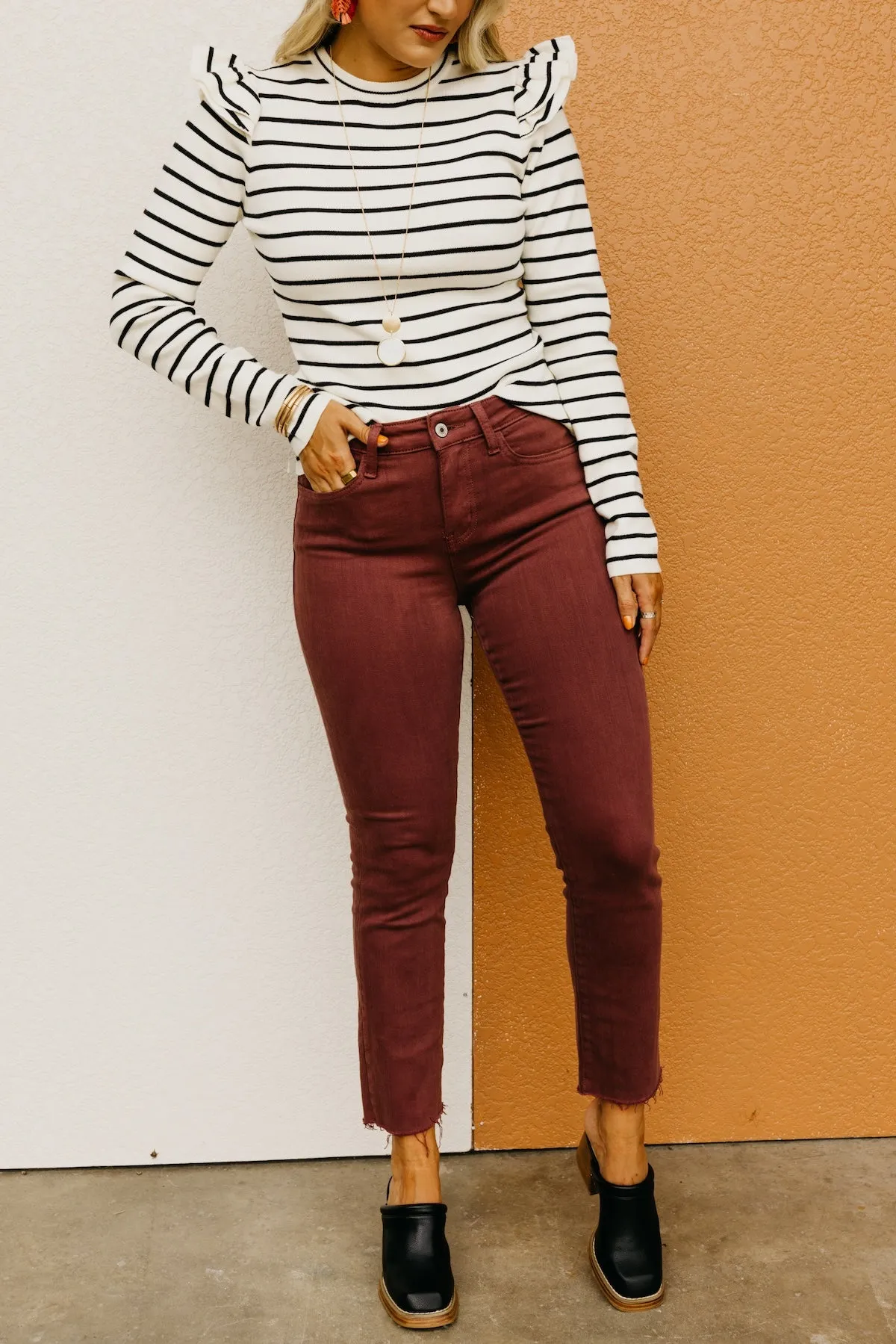 Vervet Denim | The Jeanne Frey Hem Crop Straight Denim