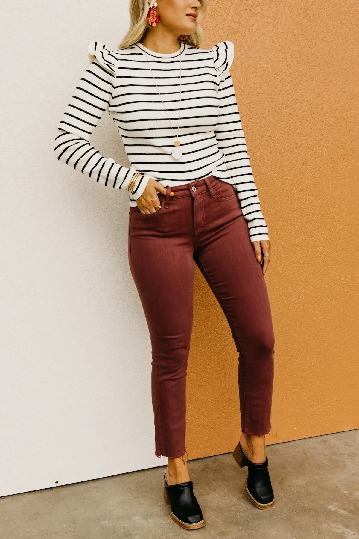Vervet Denim | The Jeanne Frey Hem Crop Straight Denim
