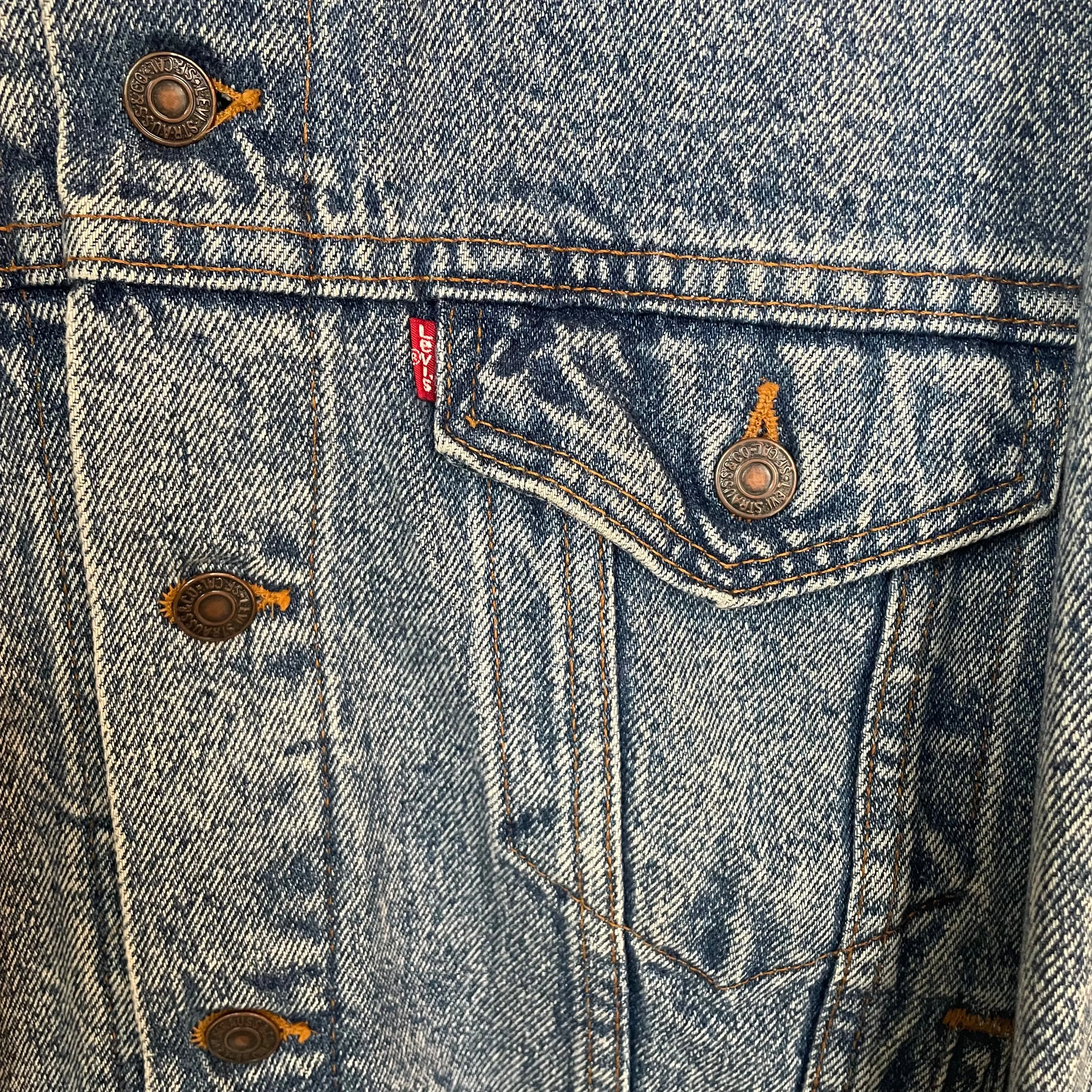 Vintage Unisex 90s Levis Red Tab Denim Trucker jacket // Size Large // Made in USA (HT2420)