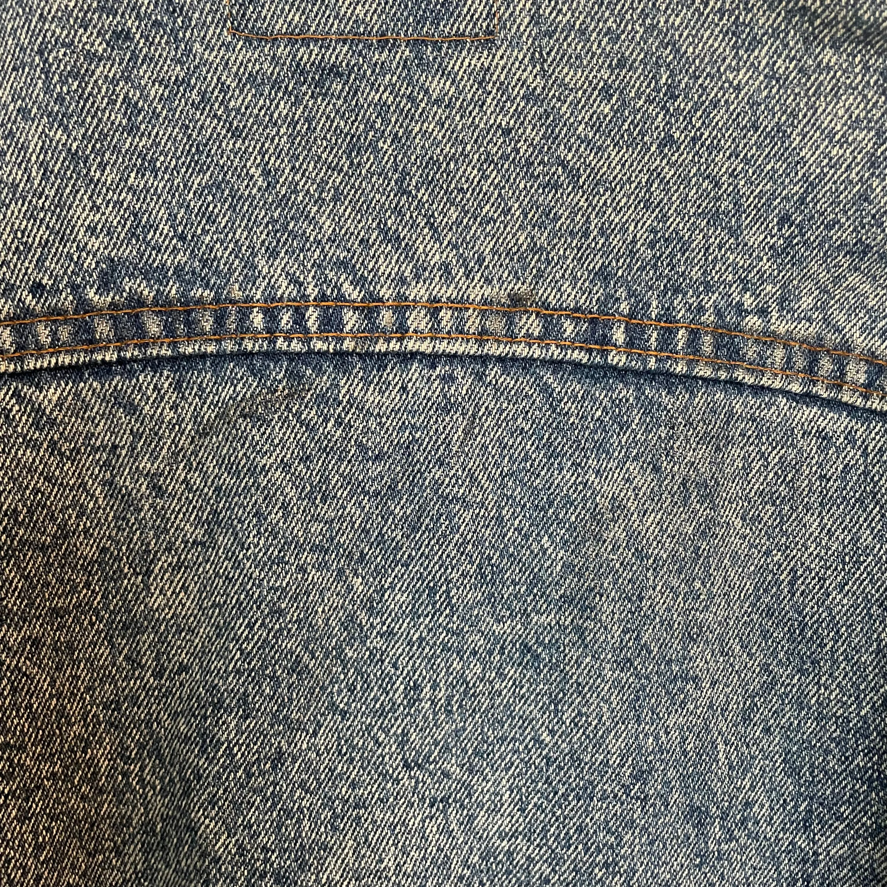 Vintage Unisex 90s Levis Red Tab Denim Trucker jacket // Size Large // Made in USA (HT2420)