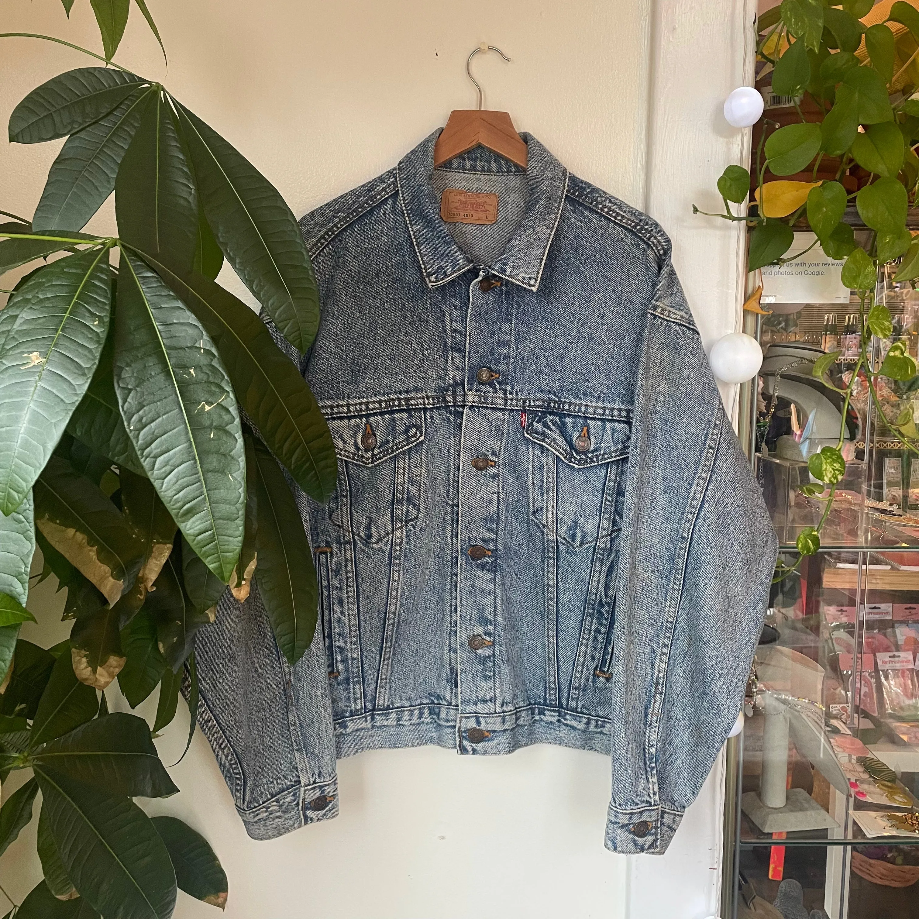 Vintage Unisex 90s Levis Red Tab Denim Trucker jacket // Size Large // Made in USA (HT2420)
